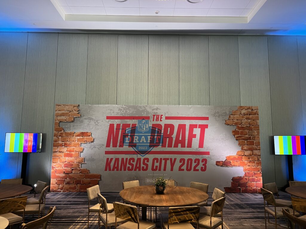 kansas city event furniture rentals